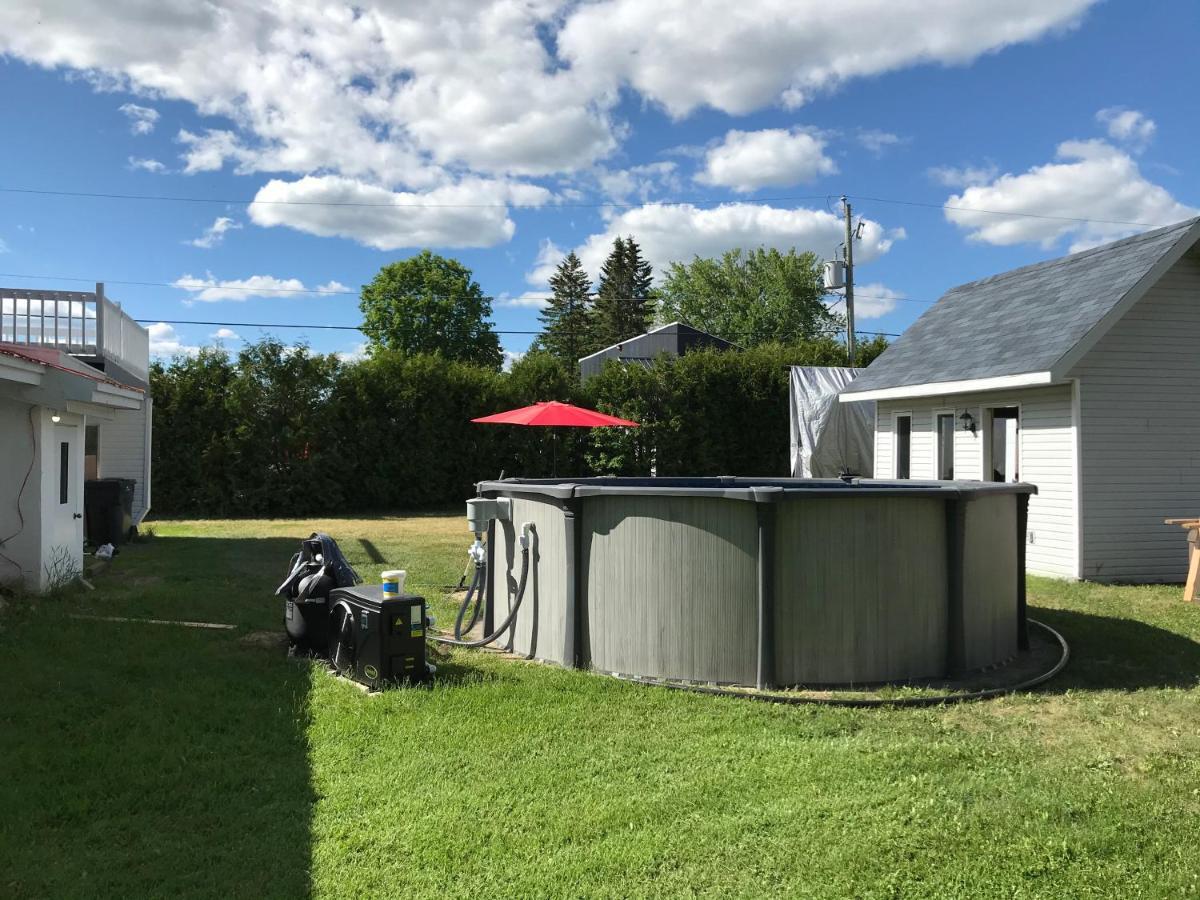 La Maison Du Village, Spa Shawinigan Bagian luar foto